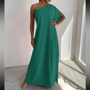 One shoulder split thigh maxi dress